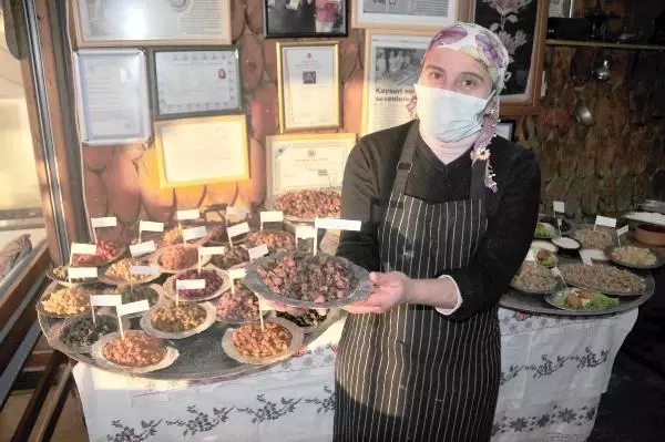 Damla sakızlı kahveli mantı yaptı, büyük beğeni aldı Haberler