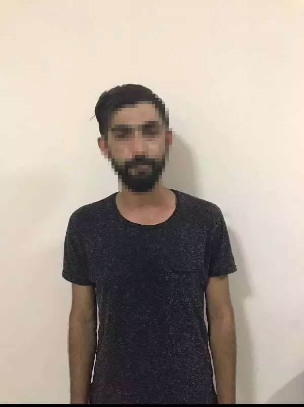 Eşinin evi terketmesinden sorumlu tuttuğu kayınbiraderini öldürdü Eşinin evi terketmesinden sorumlu tuttuğu kayınbiraderini öldürdü