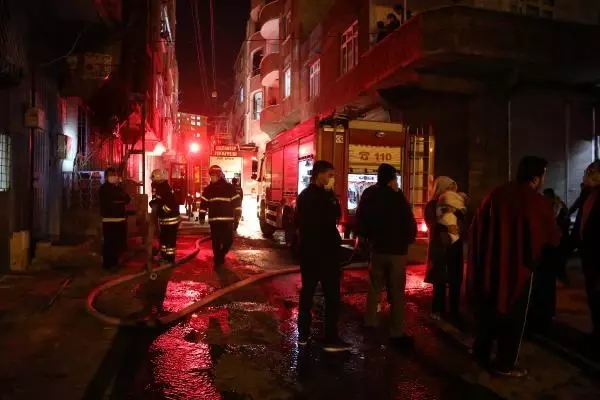 Son dakika gündem: Gaziantep'te ev yangını Son dakika gündem: Gaziantep'te ev yangını