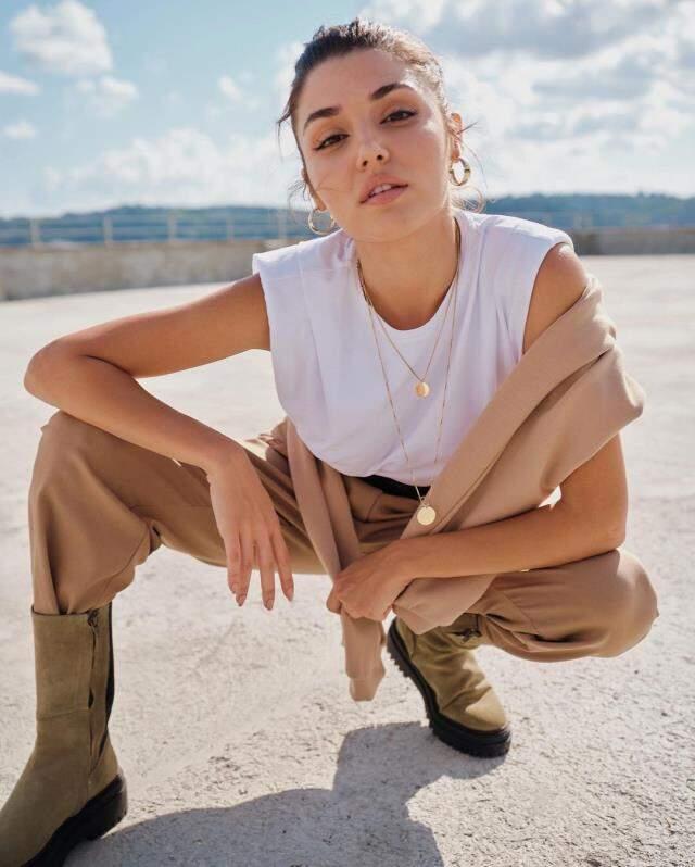 Hande Erçel'in süper lüks villasının fiyatı dudak uçuklattı