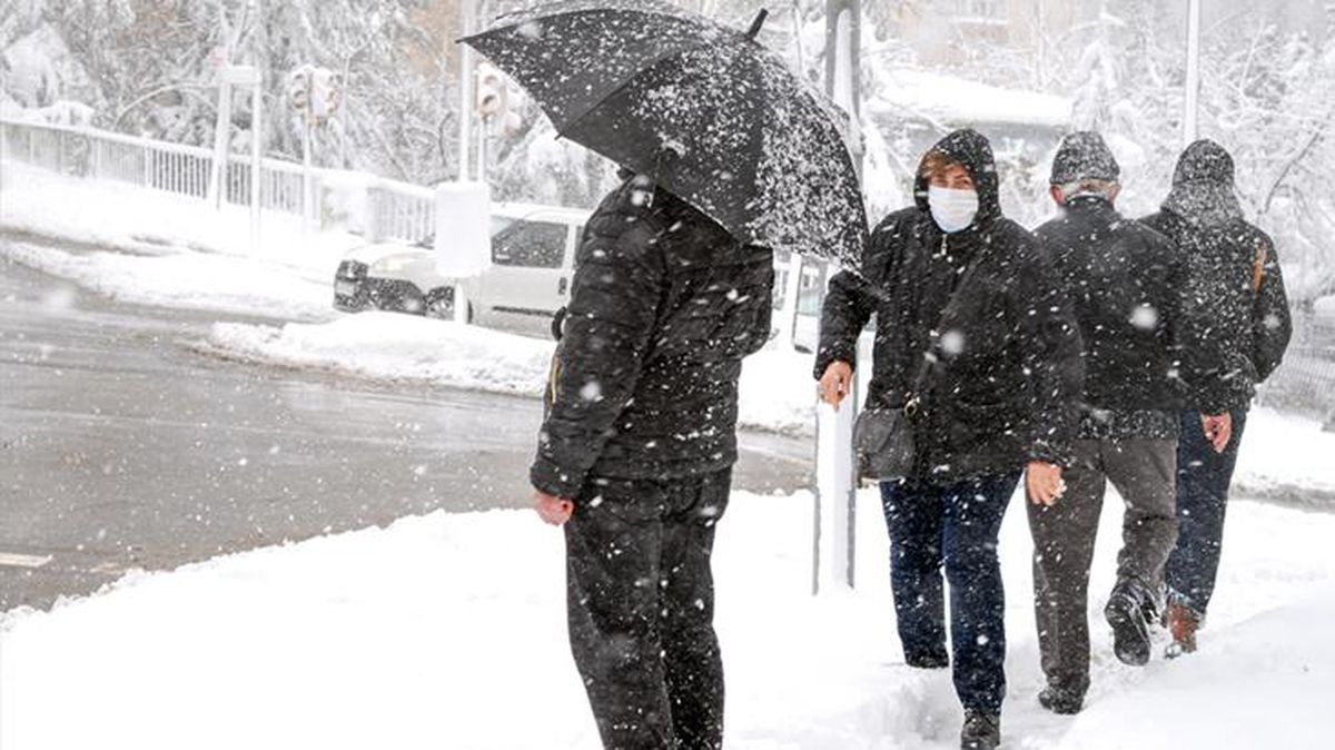 Günlerdir süren kar yağışı yarın akşam İstanbul'u terk edecek