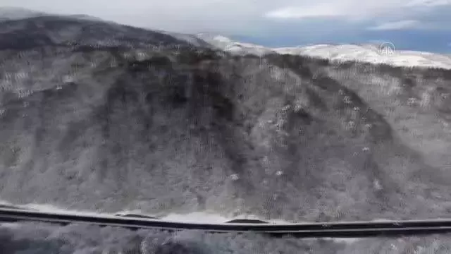 Akçakoca'da şiddetli rüzgar nedeniyle dalga boyu 6 metreye ulaştı Akçakoca'da şiddetli rüzgar nedeniyle dalga boyu 6 metreye ulaştı