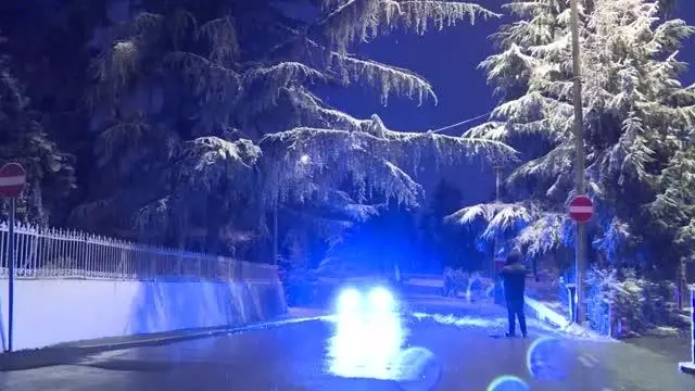 Kar yağışı (2) Kar yağışı (2)