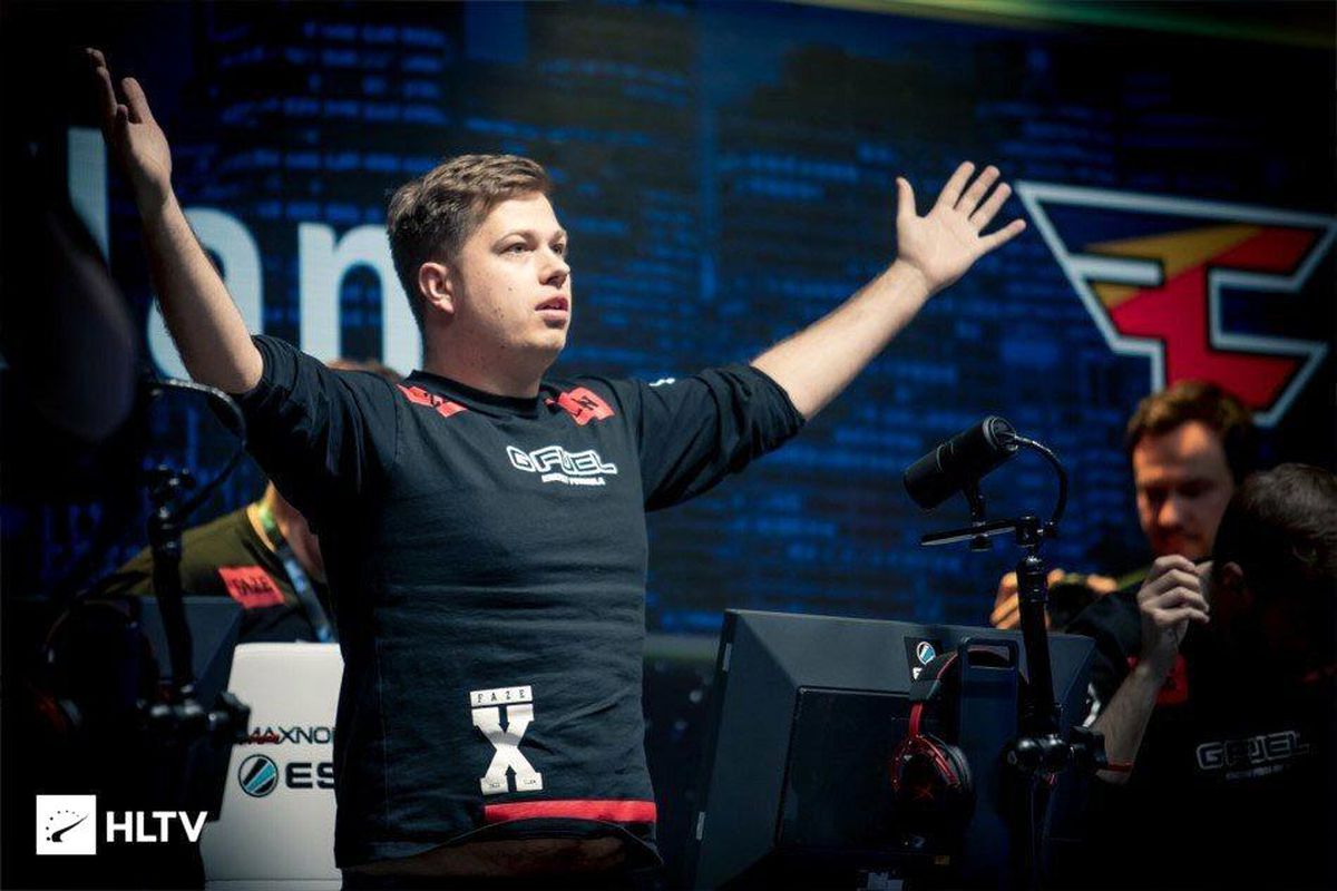 Karrigan FaZe'e geri döndü