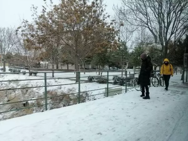 Konya'da 14 ilçede yüz yüze eğitime ara verildi Konya'da 14 ilçede yüz yüze eğitime ara verildi