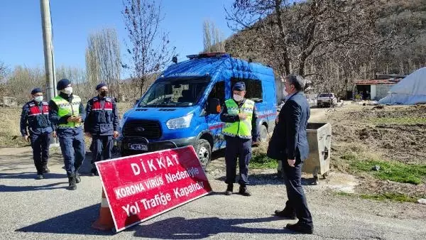 Konya'da bir mahalledeki mutasyonlu virüs karantinası uzatıldı Konya'da bir mahalledeki mutasyonlu virüs karantinası uzatıldı