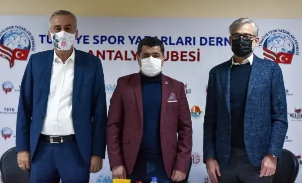 Mustafa Yılmaz: Antalyaspor'un kaderini biz değil, bütün şehir tayin edecek Mustafa Yılmaz: Antalyaspor'un kaderini biz değil, bütün şehir tayin edecek