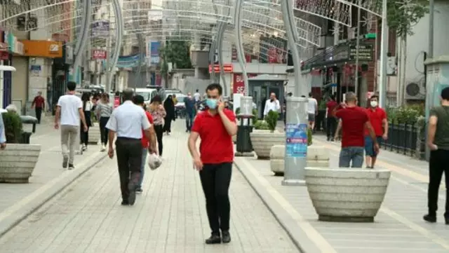 Nüfusa oranla en düşük koronavirüs vakası Şırnak'ta açıklandı, başarının sırrını il sağlık müdürü verdi Nüfusa oranla en düşük koronavirüs vakası Şırnak'ta açıklandı, başarının sırrını il sağlık müdürü verdi