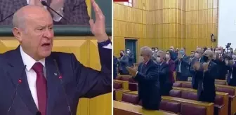 Diplomat: Parti grubunda konuşan Bahçeli'nin HDP'ye yönelik sözleri salonu ayağa kaldırdı Diplomat: Parti grubunda konuşan Bahçeli'nin HDP'ye yönelik sözleri salonu ayağa kaldırdı