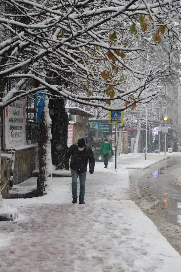 Samsun'da yüz yüze eğitime kar molası Samsun'da yüz yüze eğitime kar molası