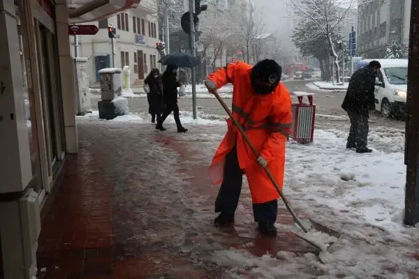 Samsun'da yüz yüze eğitime kar molası Samsun'da yüz yüze eğitime kar molası