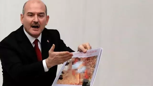 TBMM'de kürsüye çıkan Bakan Soylu'nun zor anları! Ağlamamak için kendini zor tuttu TBMM'de kürsüye çıkan Bakan Soylu'nun zor anları! Ağlamamak için kendini zor tuttu