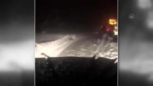 Tipide mahsur kalan hastanın imdadına karla mücadele ekipleri yetişti Tipide mahsur kalan hastanın imdadına karla mücadele ekipleri yetişti