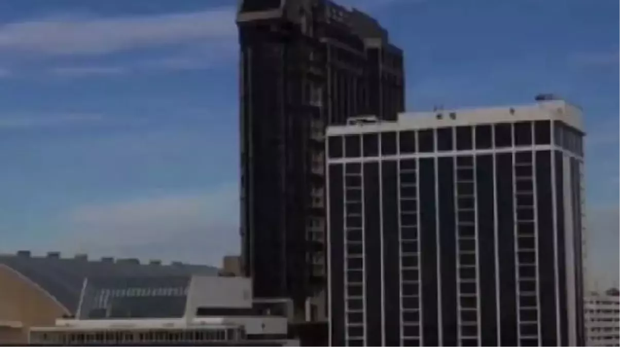 Atlantic City'deki Trump Plaza yıkıldı (2)