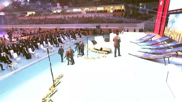 Bostancı, Ankara 7. Olağan İl Kongresi'nde konuştu Bostancı, Ankara 7. Olağan İl Kongresi'nde konuştu