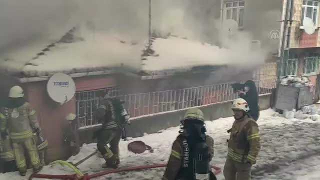 Son dakika haberleri... Ataşehir'de tek katlı evde çıkan yangın söndürüldü Son dakika haberleri... Ataşehir'de tek katlı evde çıkan yangın söndürüldü