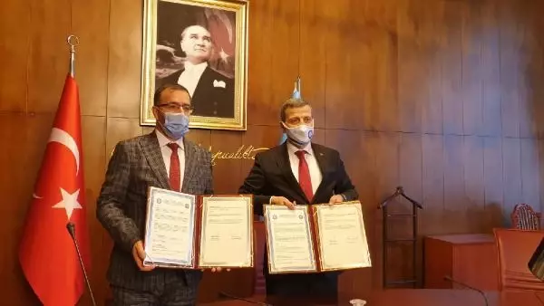 Türkiye Atletizm Federasyonu ile Gazi Üniversitesi arasında iş birliği protokolü imzalandı Türkiye Atletizm Federasyonu ile Gazi Üniversitesi arasında iş birliği protokolü imzalandı