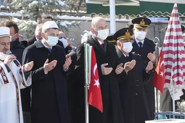 Bakan Soylu: Şehitler tepesi boş kalmıyor Bakan Soylu: Şehitler tepesi boş kalmıyor