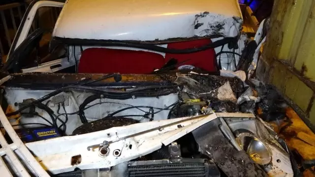 Buzda kayan 15 araç birbirine girdi: 1'i ağır 4 yaralı