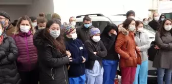 Saim Kılavuz: Uludağ'da intihar eden doktor için görev yaptığı hastanede tören düzenlendi Saim Kılavuz: Uludağ'da intihar eden doktor için görev yaptığı hastanede tören düzenlendi