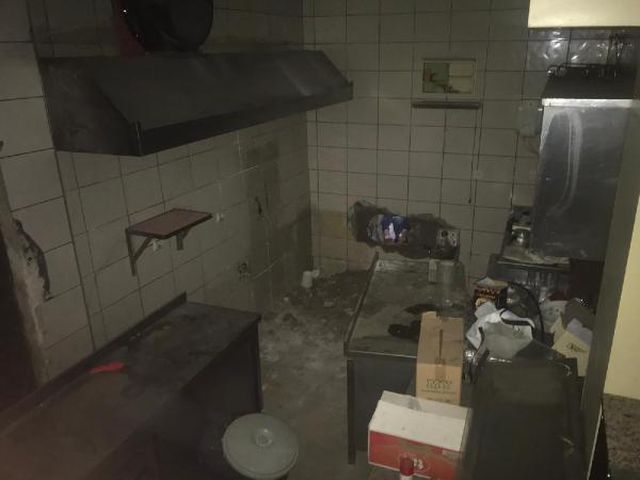 duvari delerek girdikleri kuyumcudan 80 bin 6 13933392 o