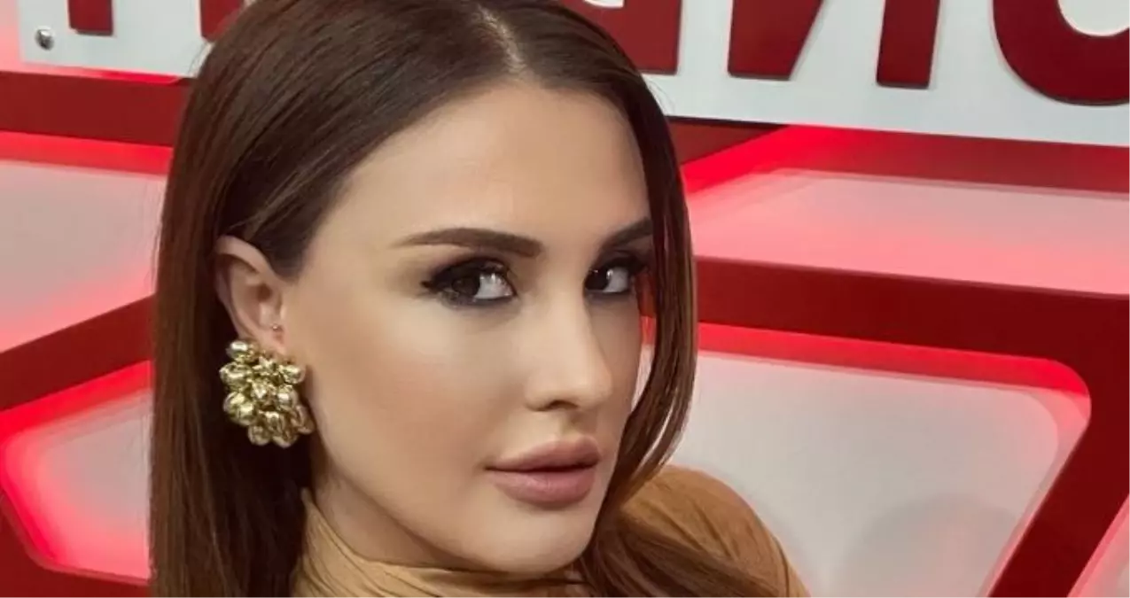 Ebru Destan kimdir? Ebru Destan kaç yaşında, nereli? Ebru Destan şarkıları, dizileri!