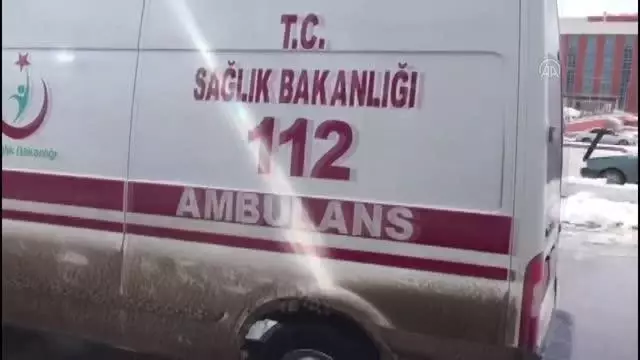 Son dakika... Karbonmonoksit gazından zehirlenen 3 çoban hastaneye kaldırıldı Son dakika... Karbonmonoksit gazından zehirlenen 3 çoban hastaneye kaldırıldı