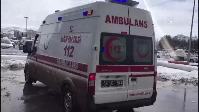 Son dakika... Karbonmonoksit gazından zehirlenen 3 çoban hastaneye kaldırıldı Son dakika... Karbonmonoksit gazından zehirlenen 3 çoban hastaneye kaldırıldı