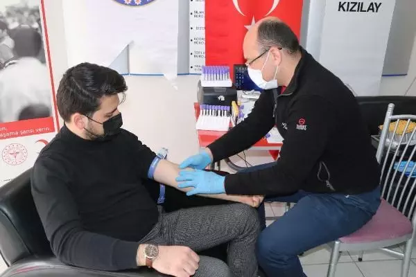 Kozan'da kök hücre ve kan bağışı kampanyası Kozan'da kök hücre ve kan bağışı kampanyası