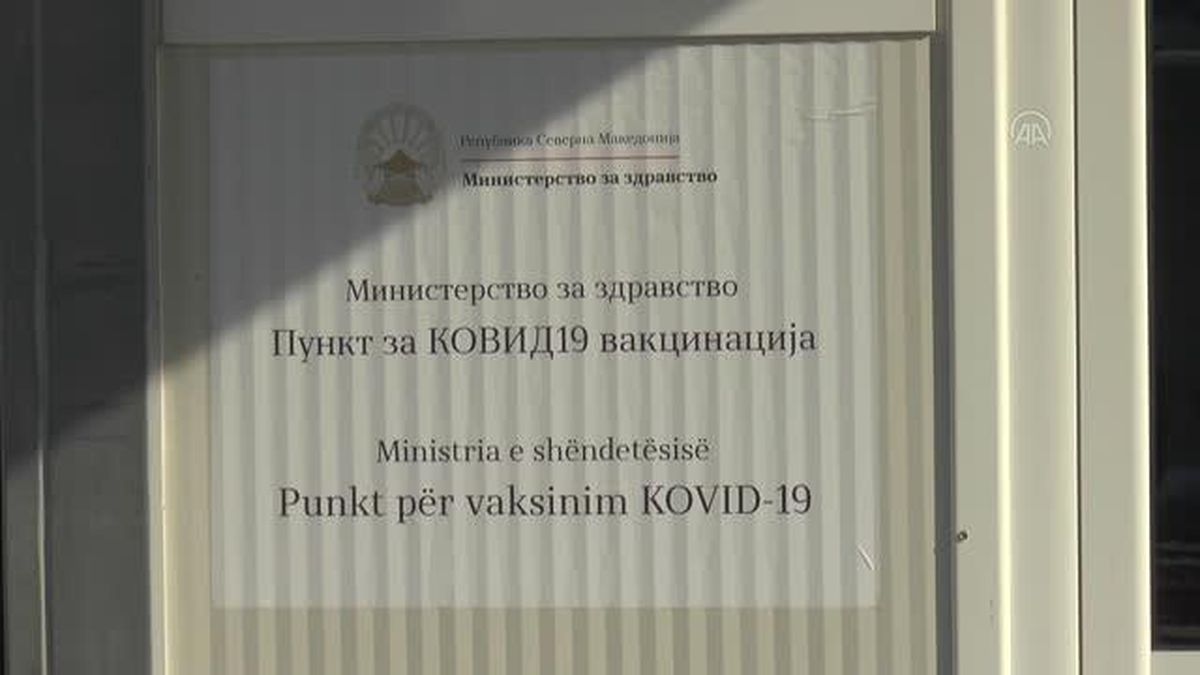 Kuzey Makedonya'da Kovid-19'a karşı aşılama çalışmalarına başlandı