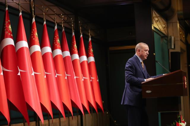 Son Dakika! Cumhurbaşkanı Erdoğan: Mart ayı itibarıyla kademeli normalleşme sürecini başlatıyoruz