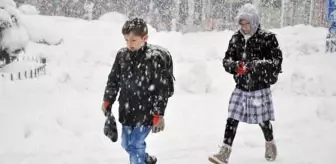 Meteoroloji: Son Dakika: İstanbul dahil 12 ilde yüz yüze eğitim yine kar engeline takıldı Meteoroloji: Son Dakika: İstanbul dahil 12 ilde yüz yüze eğitim yine kar engeline takıldı