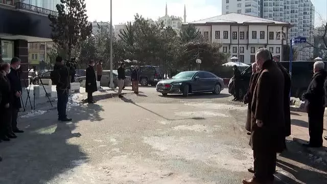 Akşener, özel toplu taşıma sektörü temsilcileri ve çalışanlarının sorunlarını dinledi Akşener, özel toplu taşıma sektörü temsilcileri ve çalışanlarının sorunlarını dinledi
