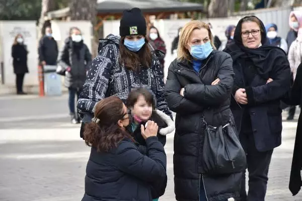 Antalya'nın konuştuğu cinnette, çiftin aşkları magazin dergisine kapak olmuş (3) Antalya'nın konuştuğu cinnette, çiftin aşkları magazin dergisine kapak olmuş (3)