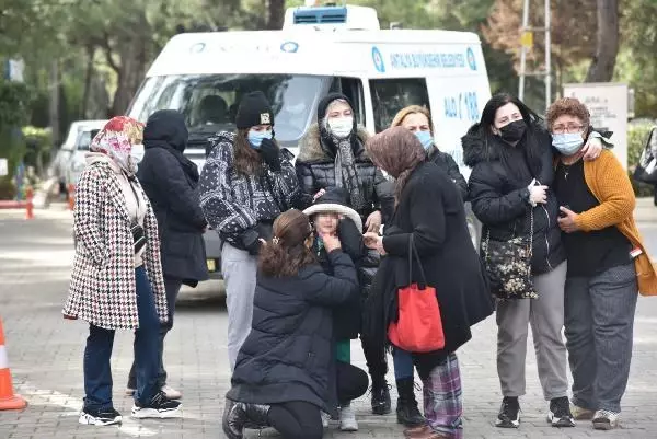 Antalya'nın konuştuğu cinnette, çiftin aşkları magazin dergisine kapak olmuş (3) Antalya'nın konuştuğu cinnette, çiftin aşkları magazin dergisine kapak olmuş (3)