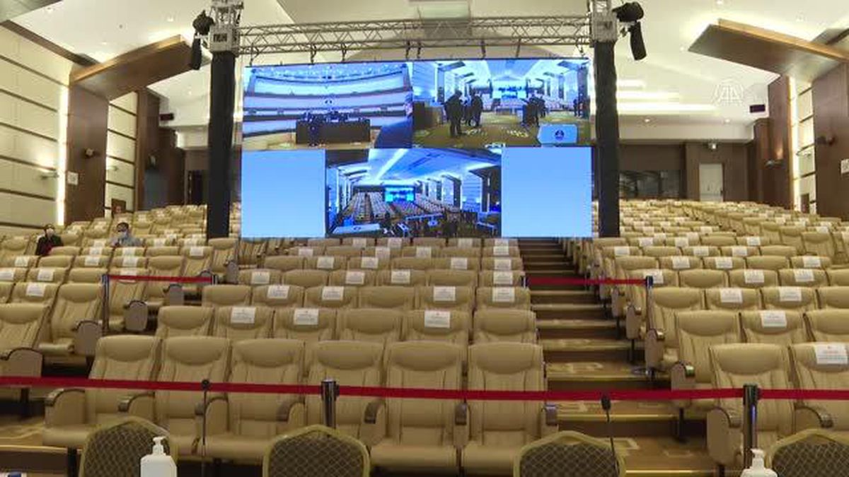 Son dakika... (ARŞİV) Eski Yargıtay üyelerinin 'görevi kötüye kullanma' suçundan Yüce Divan'da yargılanmasına devam ediliyor