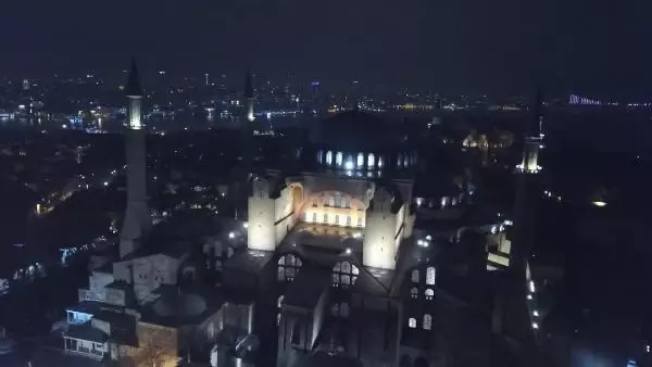 Ayasofya'da ilk Regaip Kandili programı Ayasofya'da ilk Regaip Kandili programı