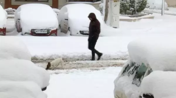 Balıkesir'de rekor 'kar' yağışı Balıkesir'de rekor 'kar' yağışı
