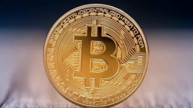 Bitcoin: Büyük yatırımcılar fırsatı kaçırma korkusuyla değeri 50 bin doları aşan kripto paranın rüzgarına kapılıyor Bitcoin: Büyük yatırımcılar fırsatı kaçırma korkusuyla değeri 50 bin doları aşan kripto paranın rüzgarına kapılıyor