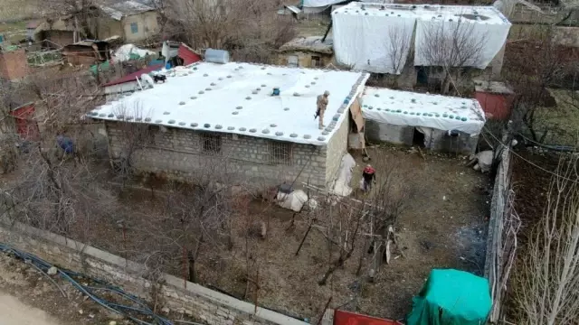 DİYARBAKIR - 256 kilogram esrar ele geçirildi, 5 şüpheli yakalandı DİYARBAKIR - 256 kilogram esrar ele geçirildi, 5 şüpheli yakalandı