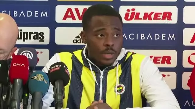 Fenerbahçeli Osayi-Samuel, dünyanın en iyi kanat oyuncularından biri olmayı hedefliyor (1) Fenerbahçeli Osayi-Samuel, dünyanın en iyi kanat oyuncularından biri olmayı hedefliyor (1)