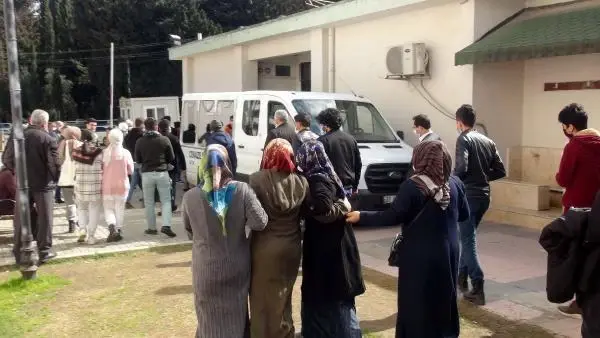 İntihar eden doktor, memleketi Hatay'da son yolcuğuna uğurlandı İntihar eden doktor, memleketi Hatay'da son yolcuğuna uğurlandı