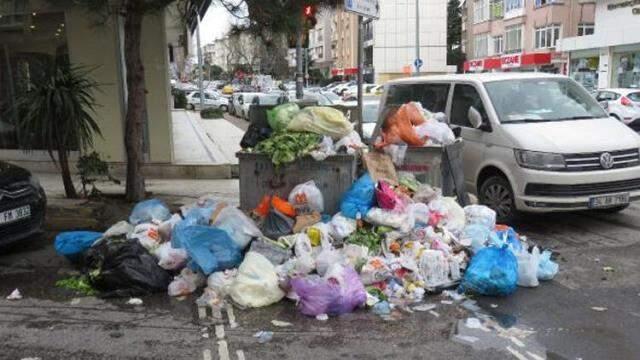 Kadıköy Belediyesi ile DİSK anlaştı! Belediye işçilerinin günlerdir devam eden grevi sona erdi Kadıköy Belediyesi ile DİSK anlaştı! Belediye işçilerinin günlerdir devam eden grevi sona erdi