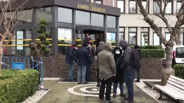 Kadıköy Belediyesindeki işçiler grevi sonlandırma kararı aldı Kadıköy Belediyesindeki işçiler grevi sonlandırma kararı aldı