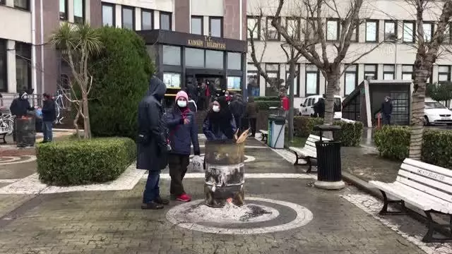 Kadıköy Belediyesindeki işçiler grevi sonlandırma kararı aldı Kadıköy Belediyesindeki işçiler grevi sonlandırma kararı aldı