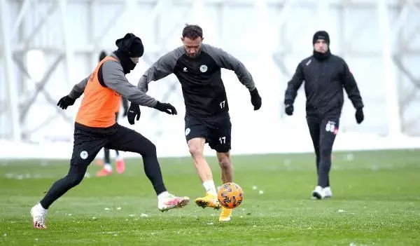 Konyaspor'da kaleci Sehic çalışmalara başladı Konyaspor'da kaleci Sehic çalışmalara başladı