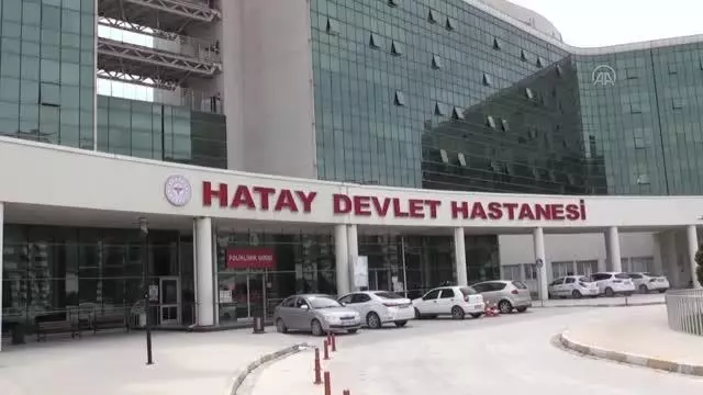 KOVİD-19 HASTALARI YAŞADIKLARINI ANLATIYOR - Anne ve babasını görev yaptığı hastanede Kovid-19'dan kaybeden doktordan 'tedbirlere uyun' çağrısı. KOVİD-19 HASTALARI YAŞADIKLARINI ANLATIYOR - Anne ve babasını görev yaptığı hastanede Kovid-19'dan kaybeden doktordan 'tedbirlere uyun' çağrısı.
