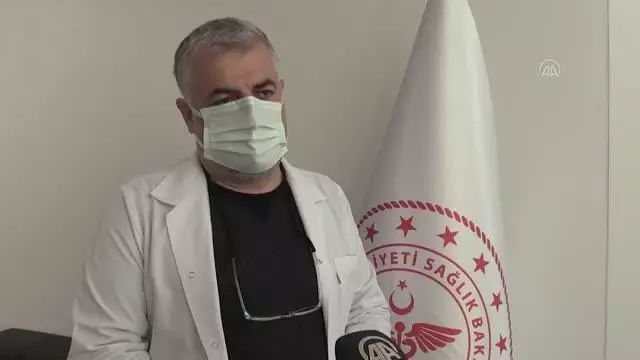 KOVİD-19 HASTALARI YAŞADIKLARINI ANLATIYOR - Anne ve babasını görev yaptığı hastanede Kovid-19'dan kaybeden doktordan 'tedbirlere uyun' çağrısı. KOVİD-19 HASTALARI YAŞADIKLARINI ANLATIYOR - Anne ve babasını görev yaptığı hastanede Kovid-19'dan kaybeden doktordan 'tedbirlere uyun' çağrısı.