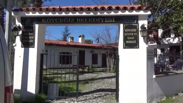 Köyceğiz'deki tarihi konak aromatik bitkiler atölyesine ev sahipliği yapıyor Köyceğiz'deki tarihi konak aromatik bitkiler atölyesine ev sahipliği yapıyor