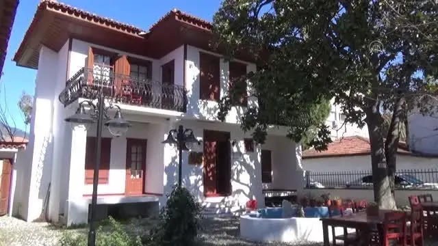 Köyceğiz'deki tarihi konak aromatik bitkiler atölyesine ev sahipliği yapıyor Köyceğiz'deki tarihi konak aromatik bitkiler atölyesine ev sahipliği yapıyor